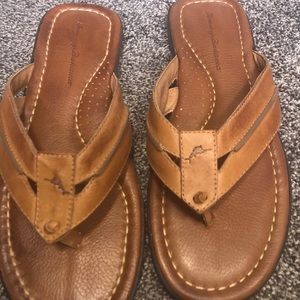 Tommy Bahama Sandals